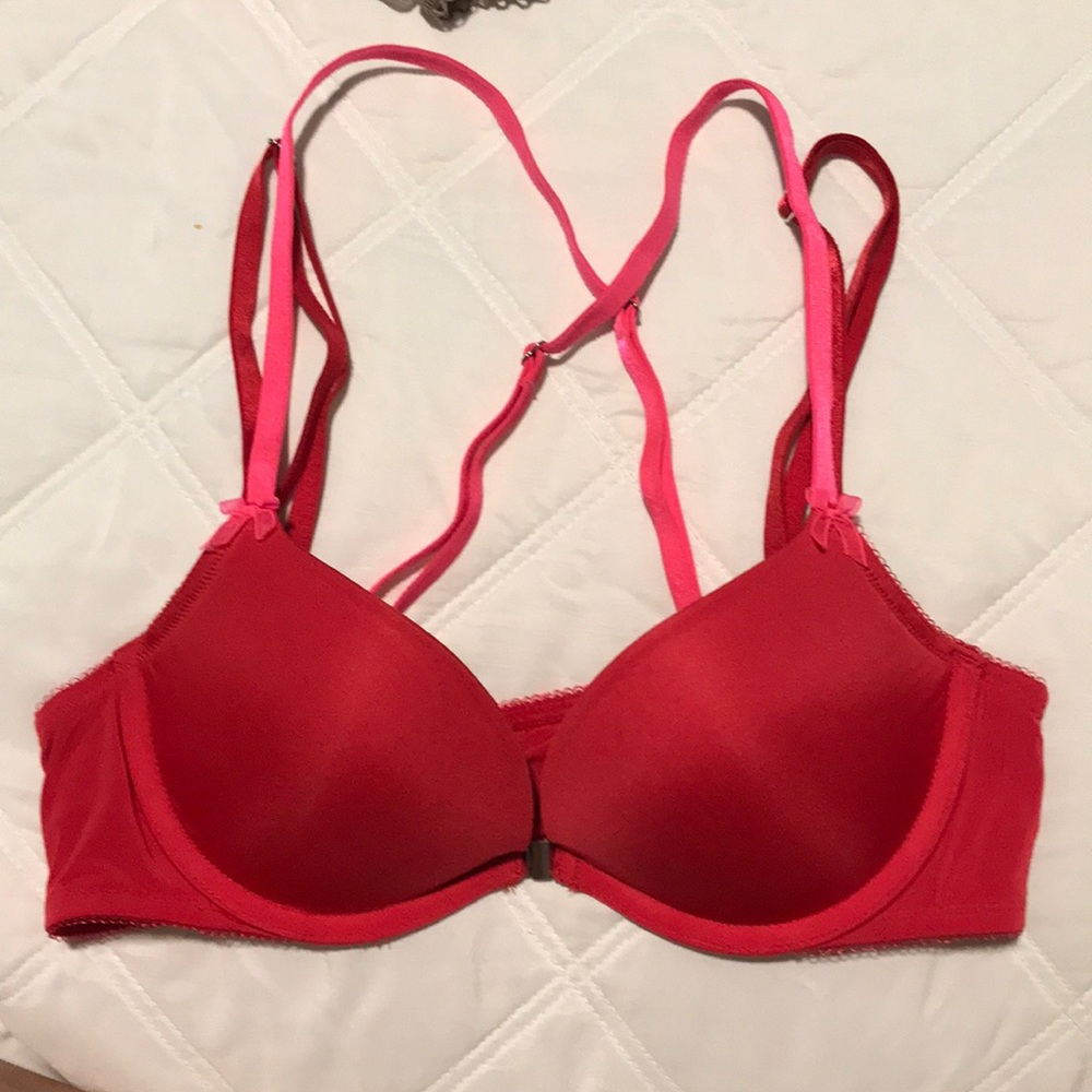 Red Victoria’s Secret bra! New!